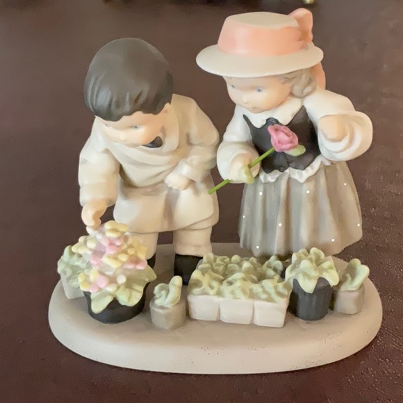 Kim Anderson Tuesday’s Child is full of grace - Picture 1 of 3